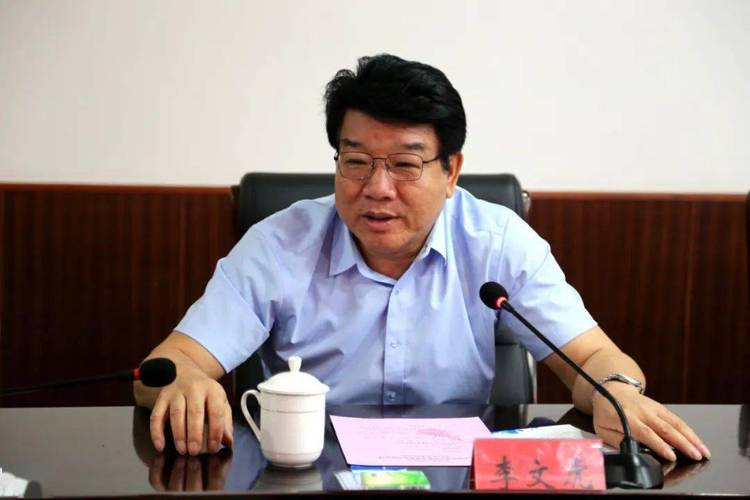 php下载pdfwenj技巧_江苏绿港董事长李文虎让科技助现代举动办法农业成长