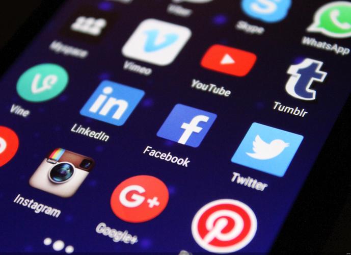 facebookphp架构技巧_Facebook架构解读
